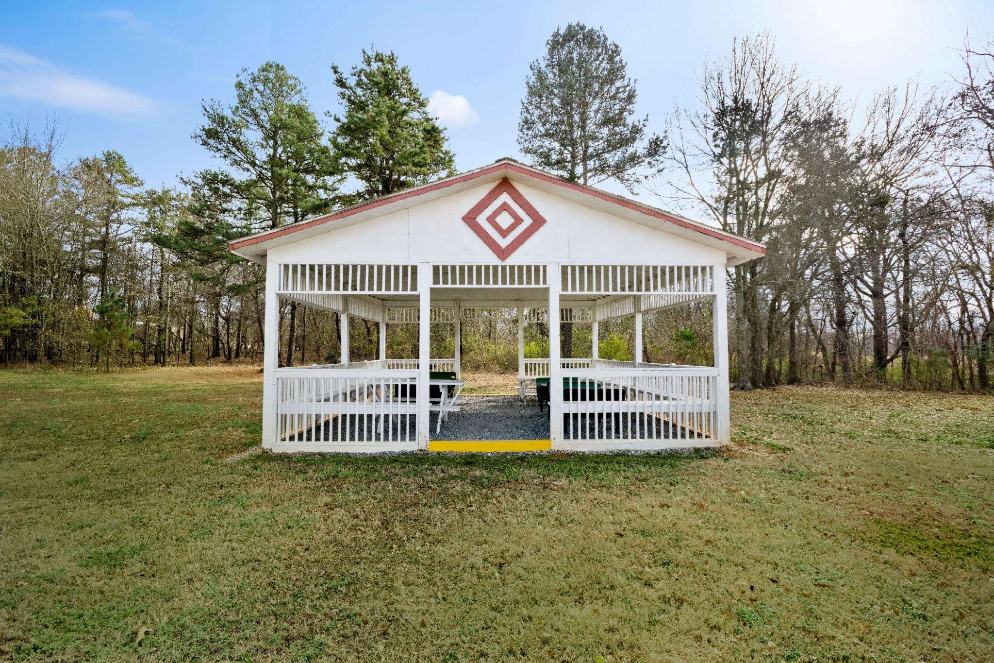 Ngoại cảnh khách sạn