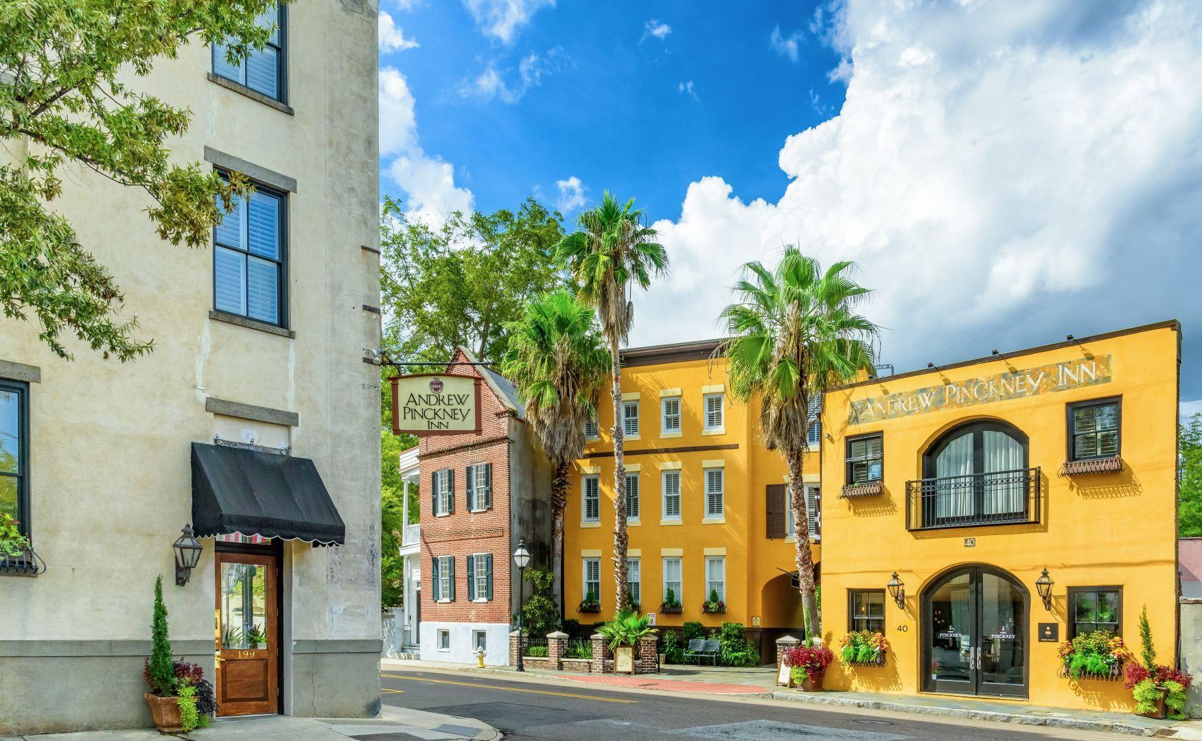 Ngoại cảnh khách sạn