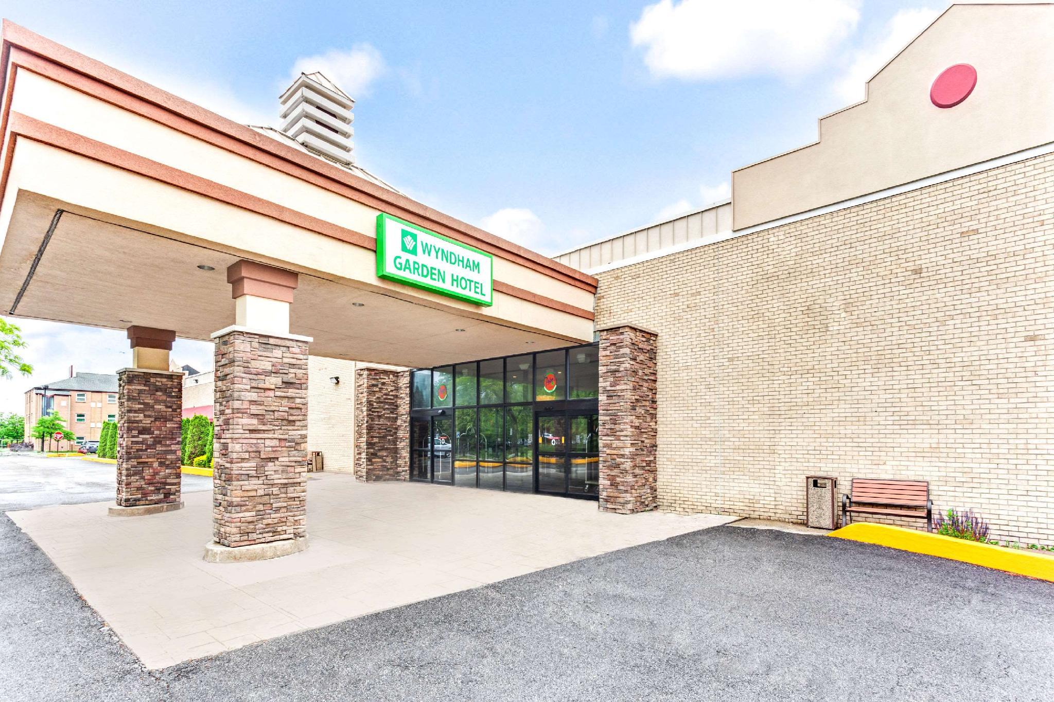 Ngoại cảnh khách sạn