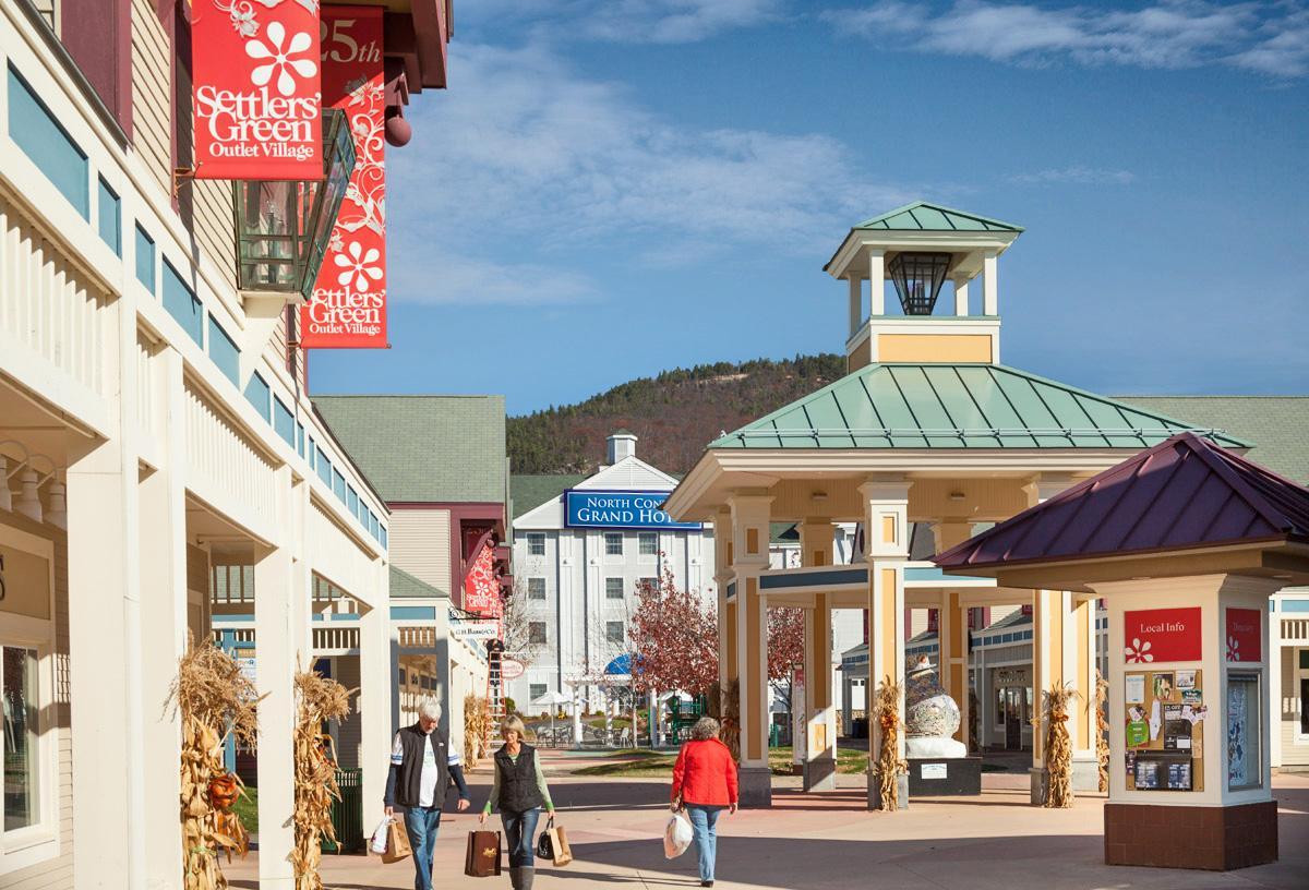 Khu vực xung quanh