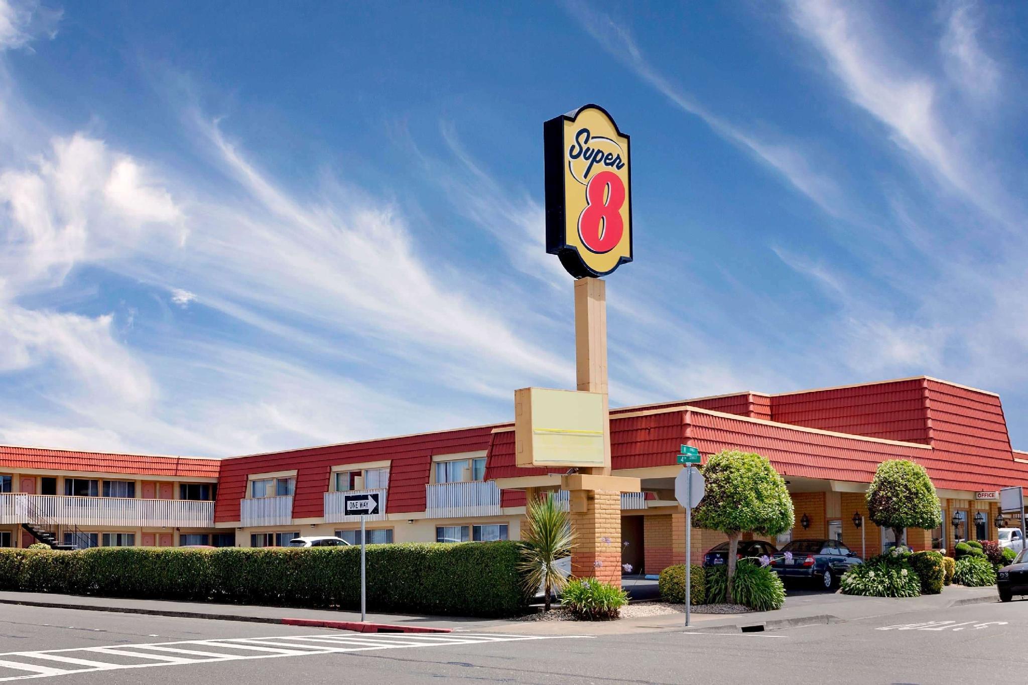 Ngoại cảnh khách sạn