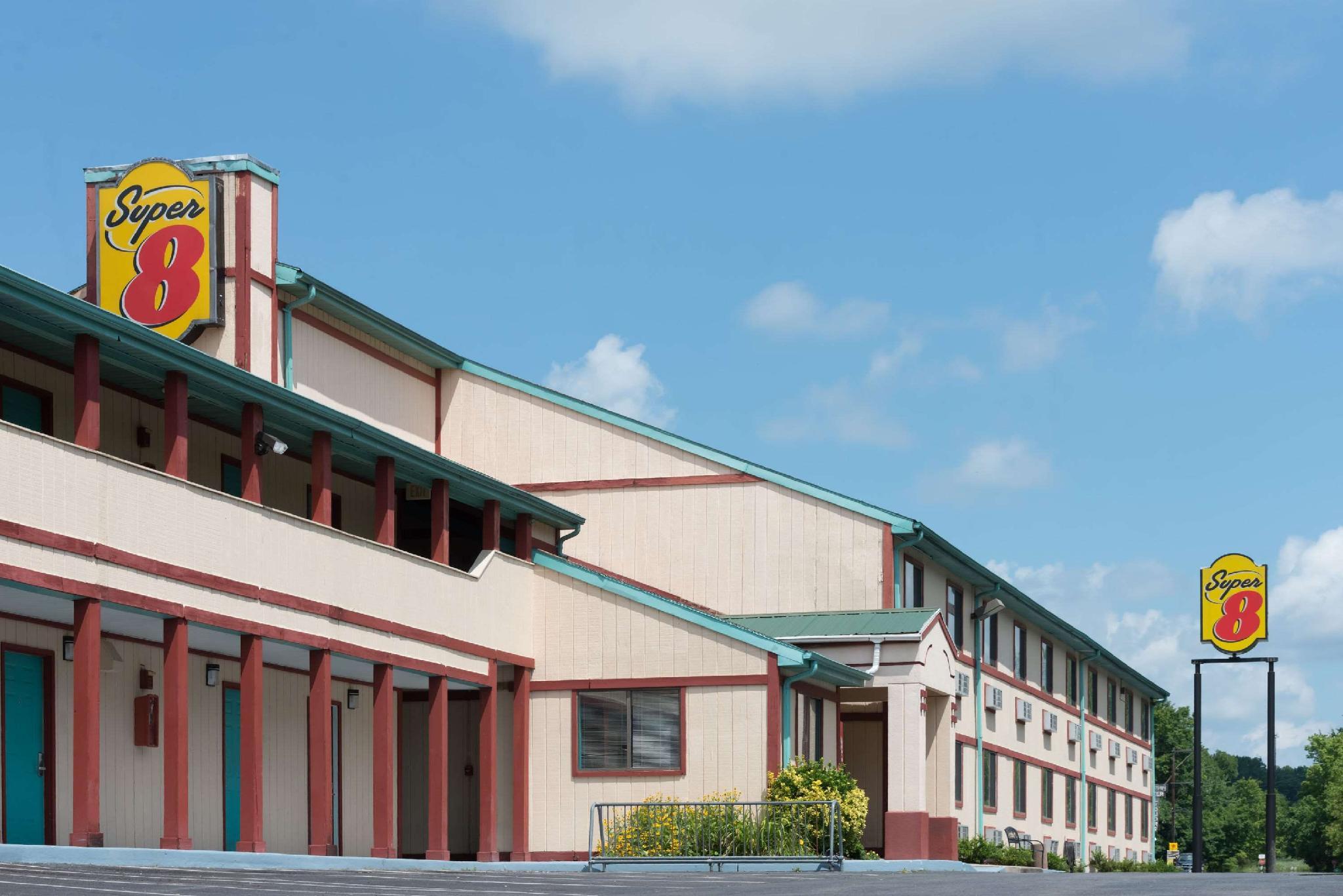 Ngoại cảnh khách sạn