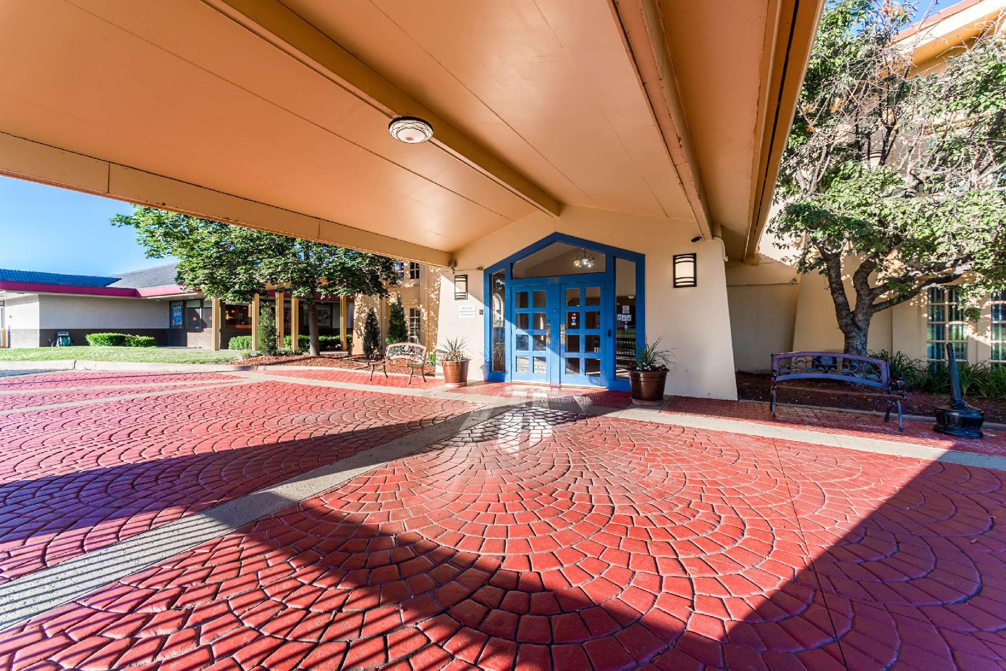 Ngoại cảnh khách sạn