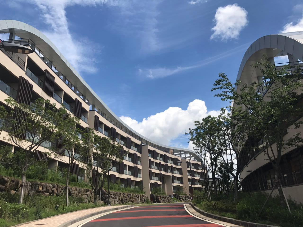 Ngoại cảnh khách sạn