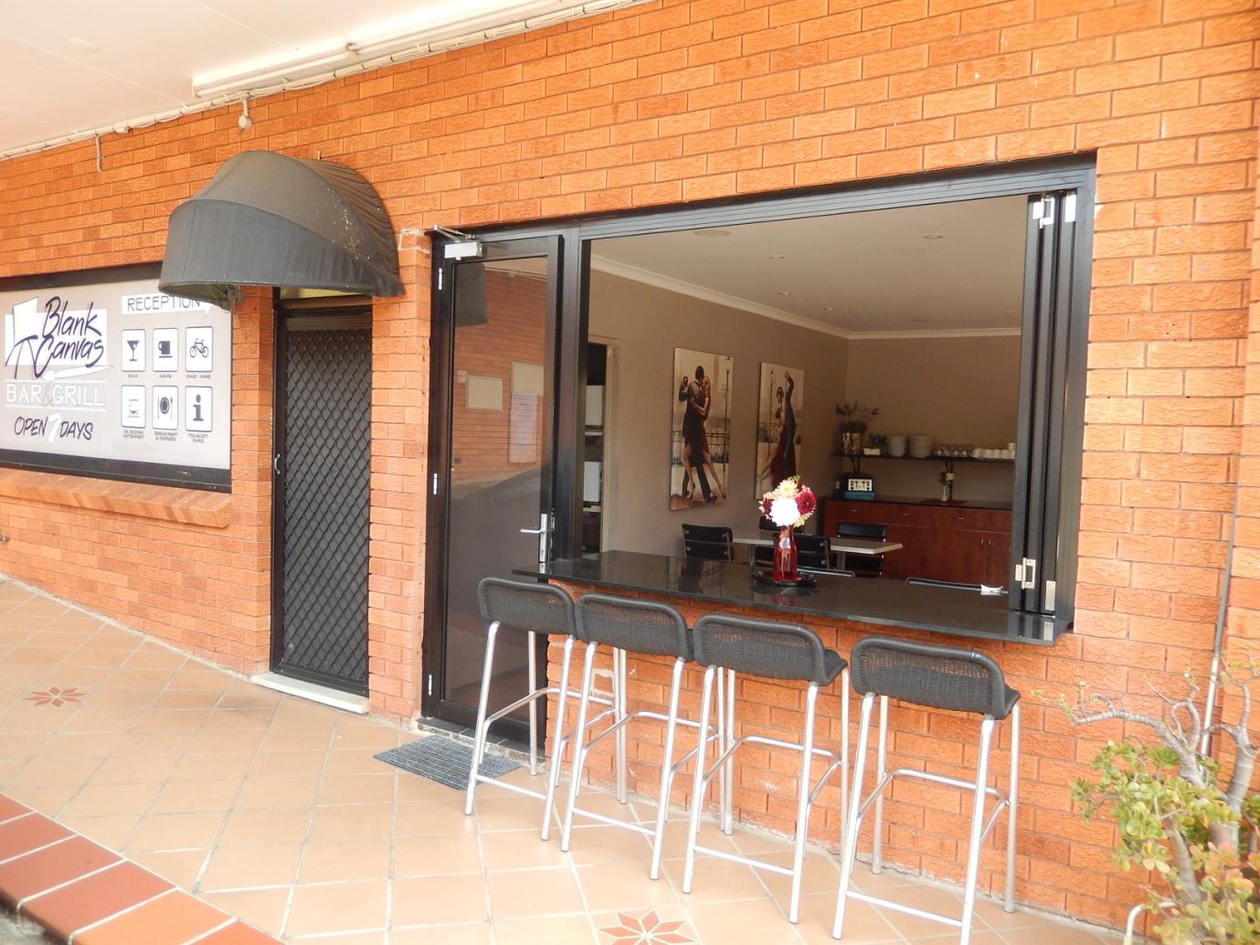 Đồ ăn và thức uống