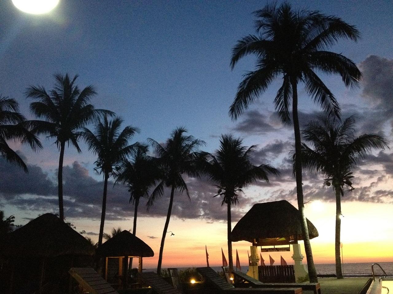 Khu vực xung quanh