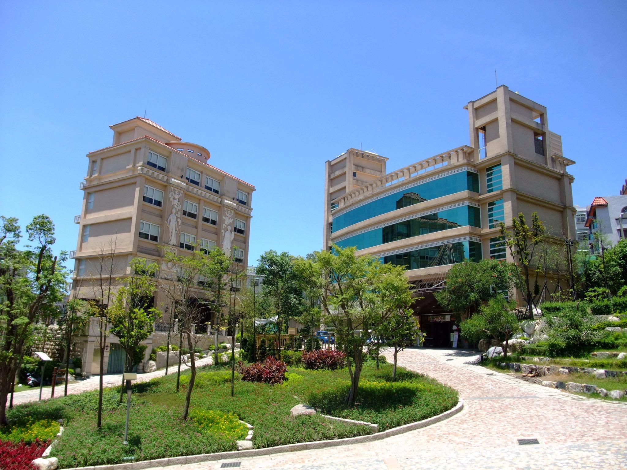 Ngoại cảnh khách sạn