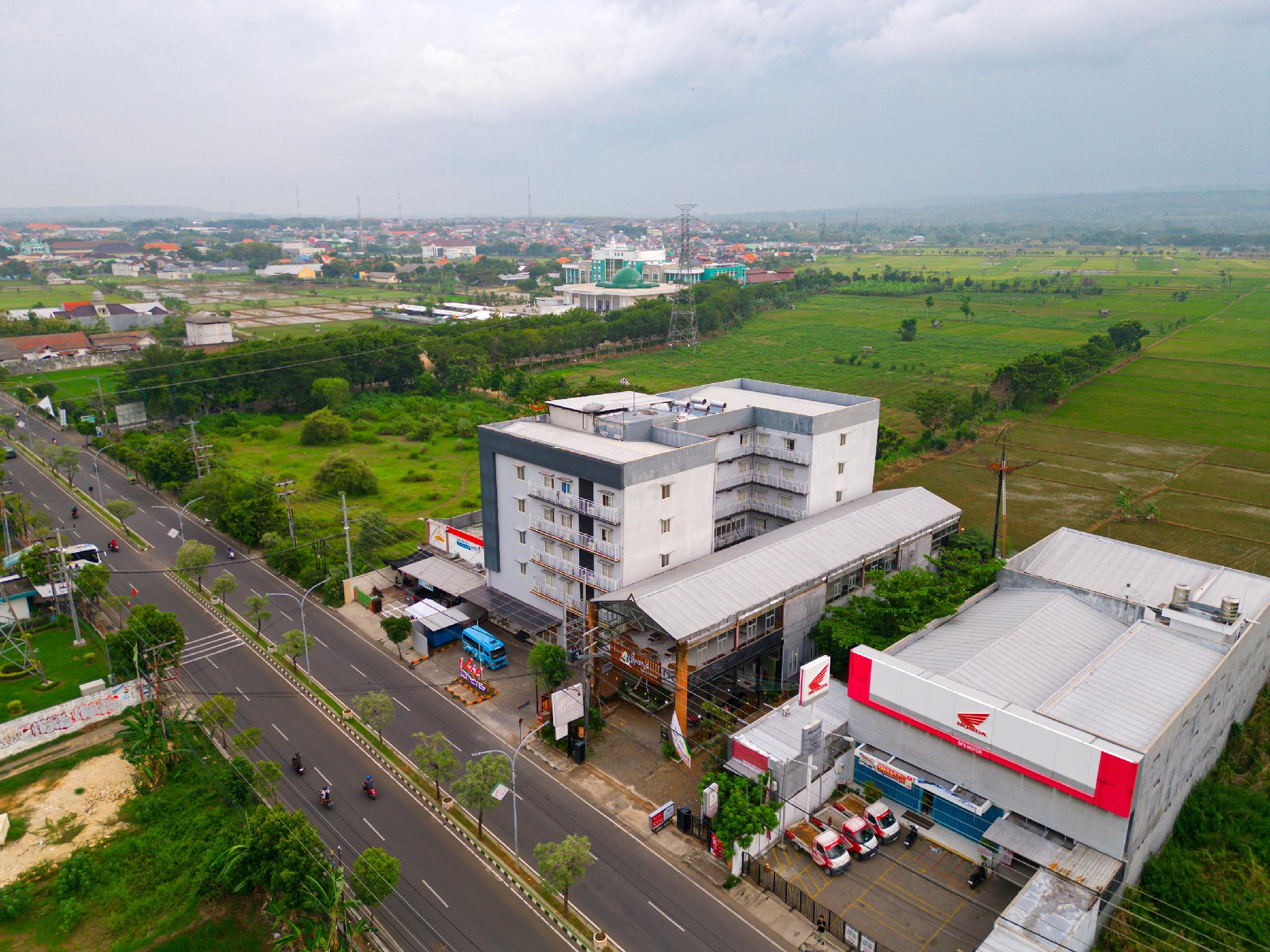 Khu vực xung quanh