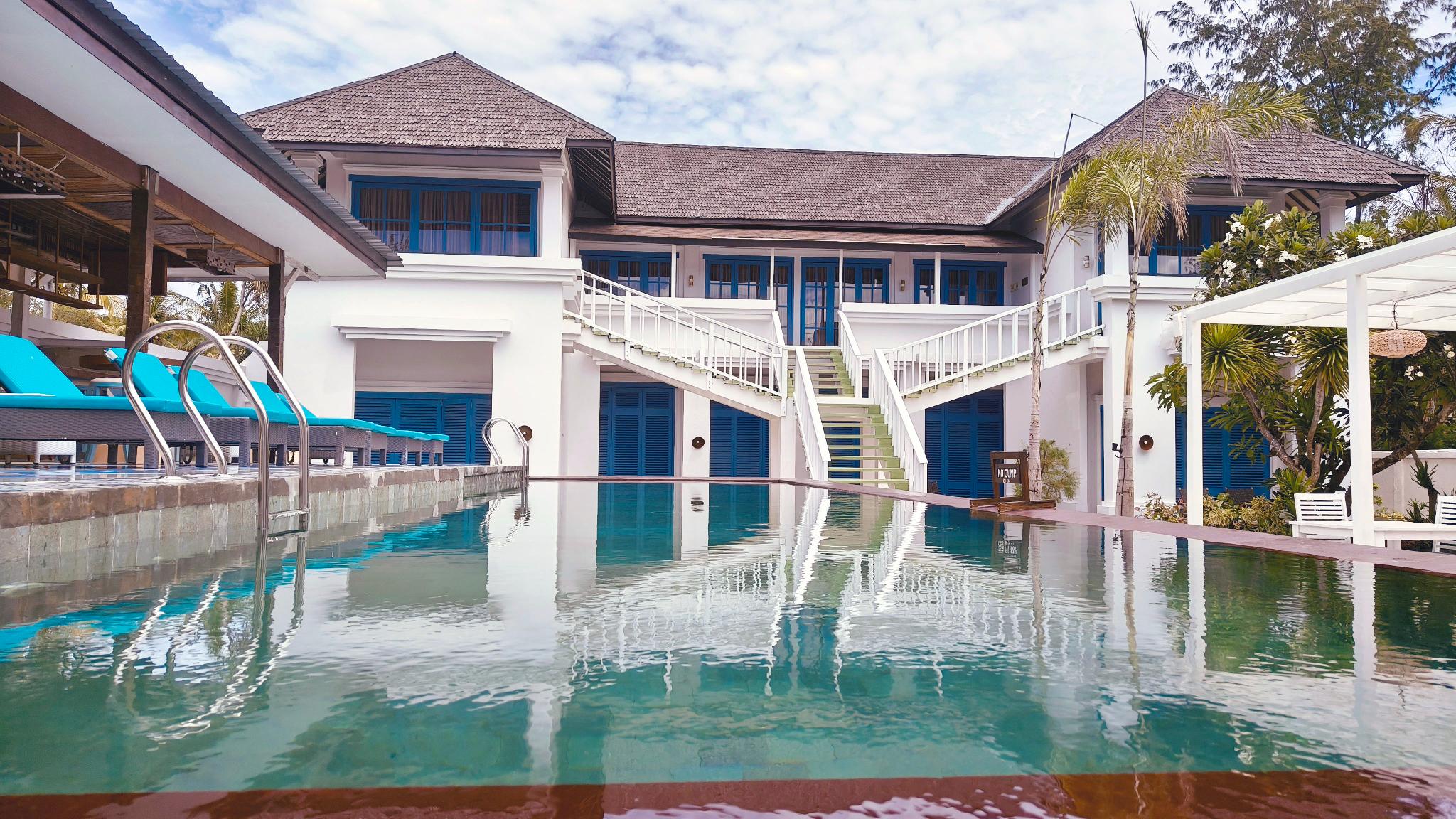 Ngoại cảnh khách sạn