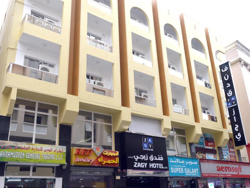 Ngoại cảnh khách sạn