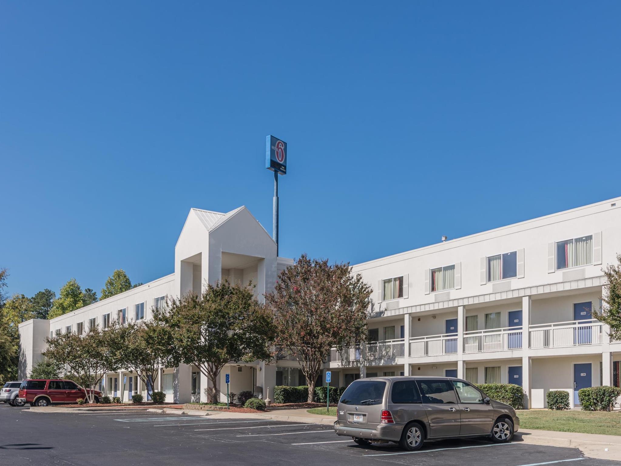 Ngoại cảnh khách sạn