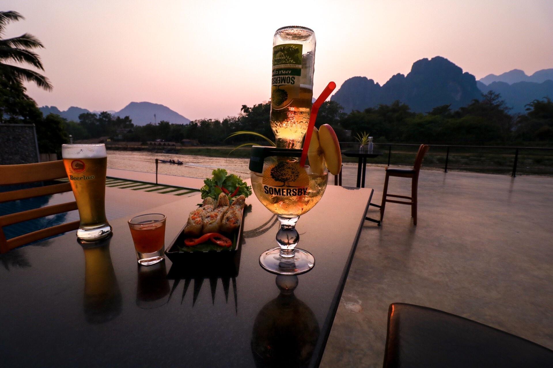 Đồ ăn và thức uống