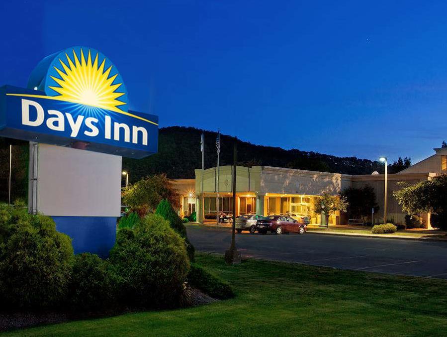 Ngoại cảnh khách sạn