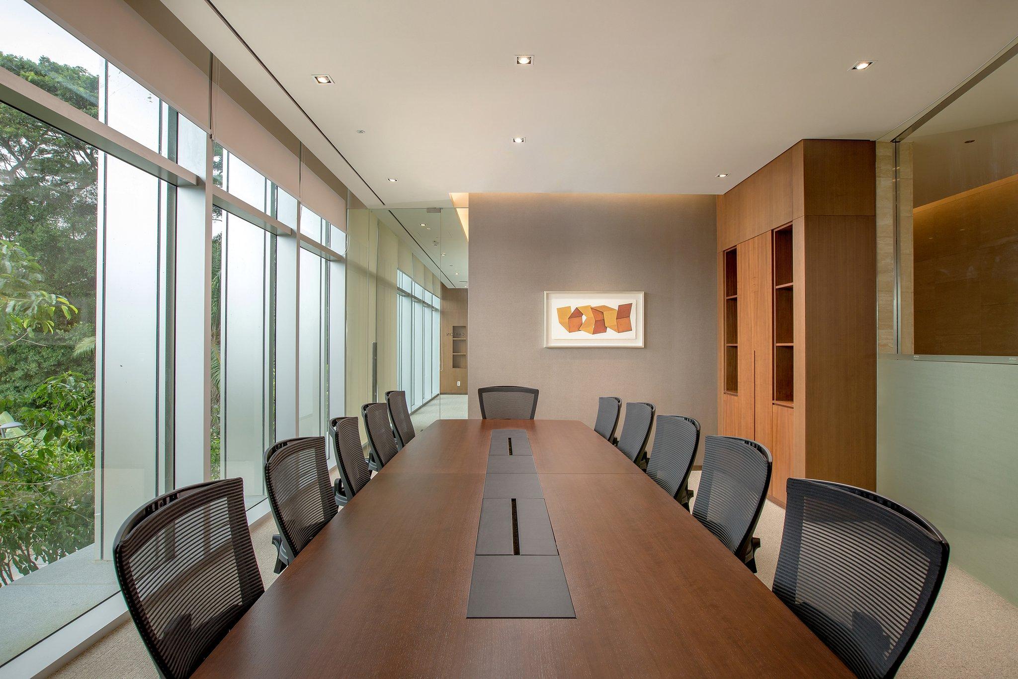 Trung tâm hội nghị