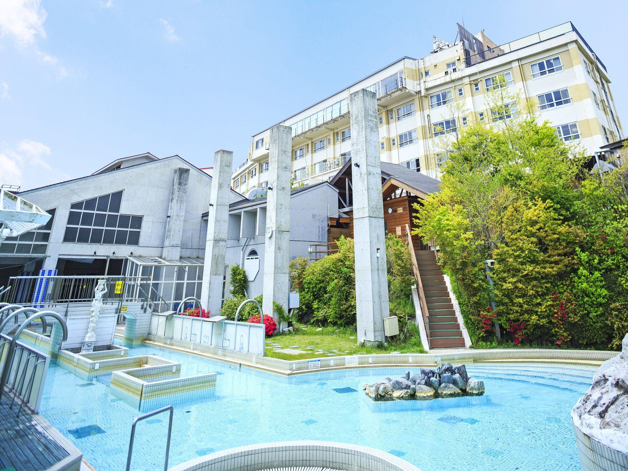 Ngoại cảnh khách sạn