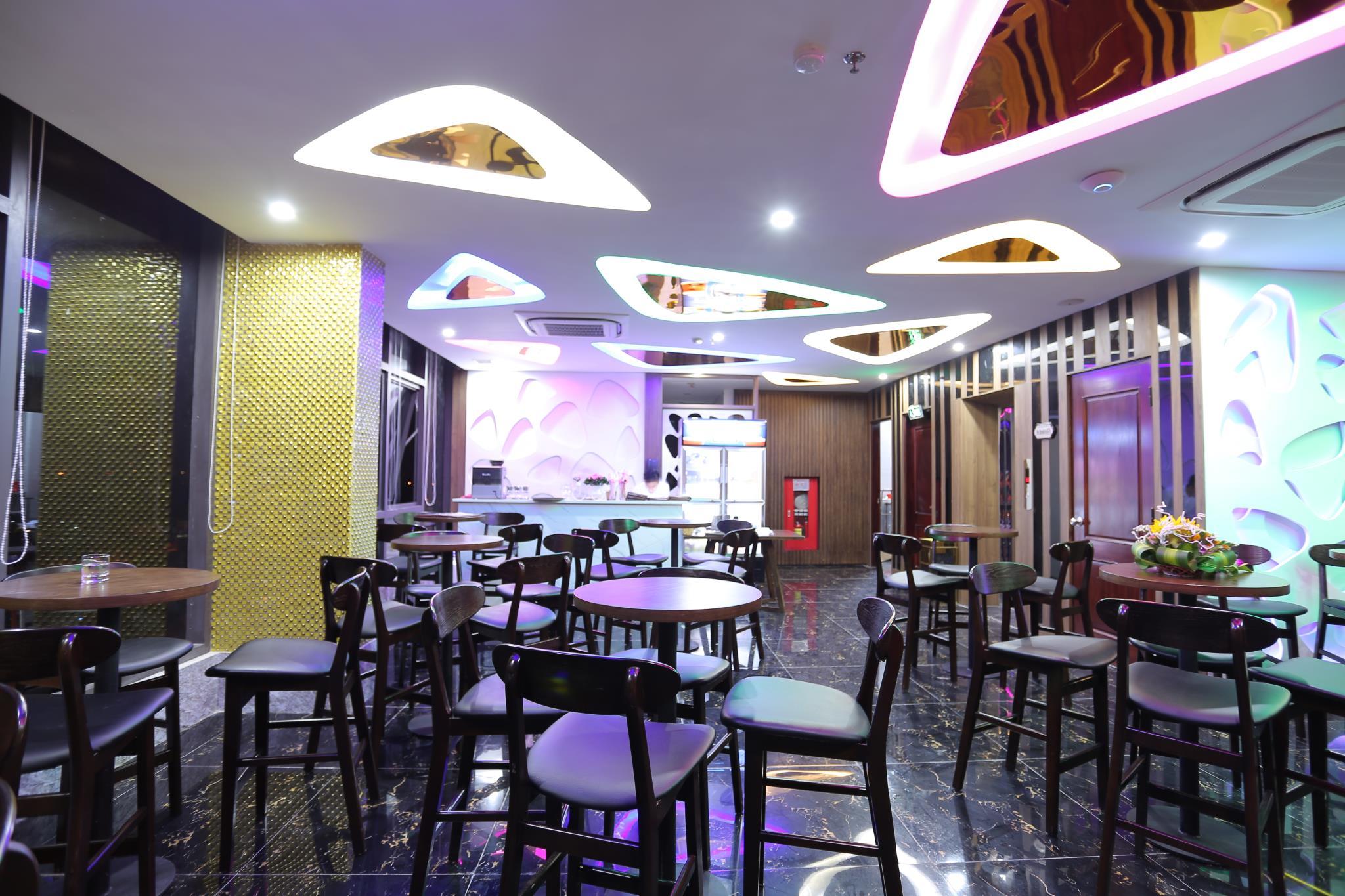 Câu lạc bộ đêm