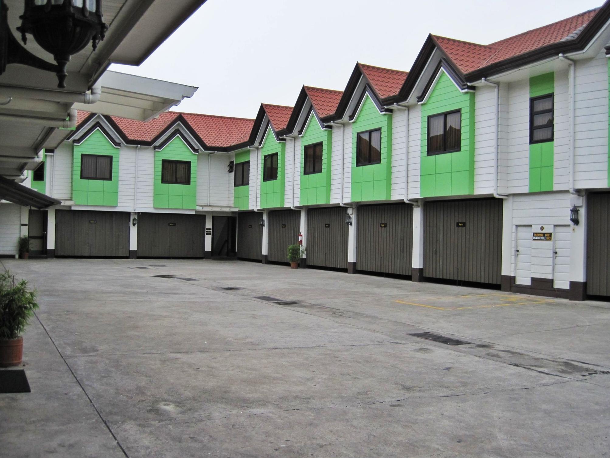 Ngoại cảnh khách sạn