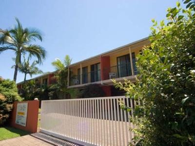 Ngoại cảnh khách sạn