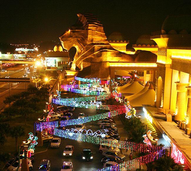 Nơi tham quan gần đây