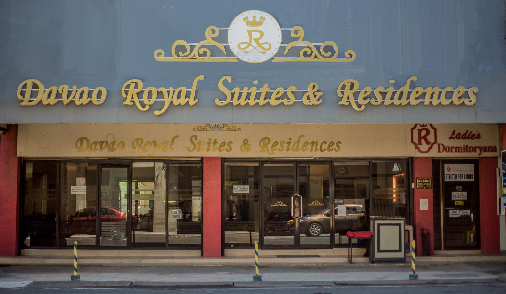 Ngoại cảnh khách sạn