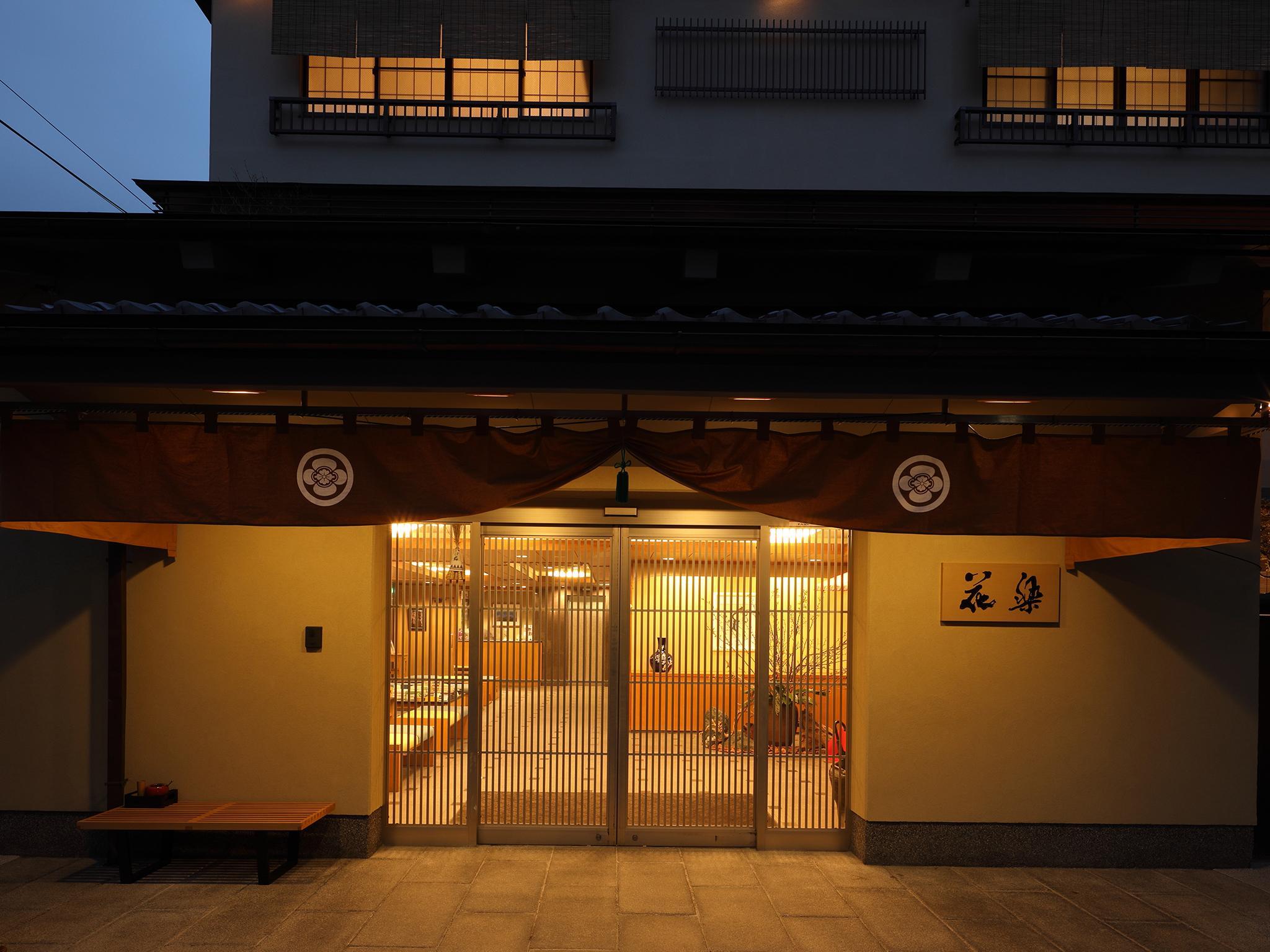 Ngoại cảnh khách sạn