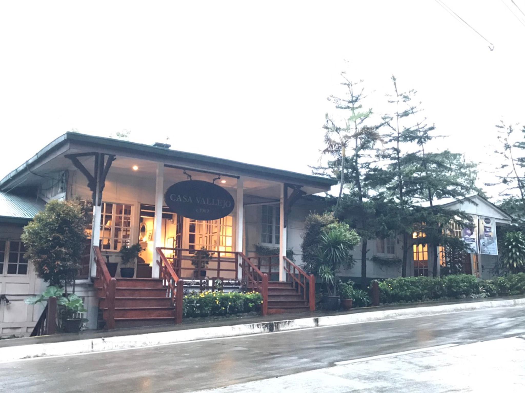 Ngoại cảnh khách sạn
