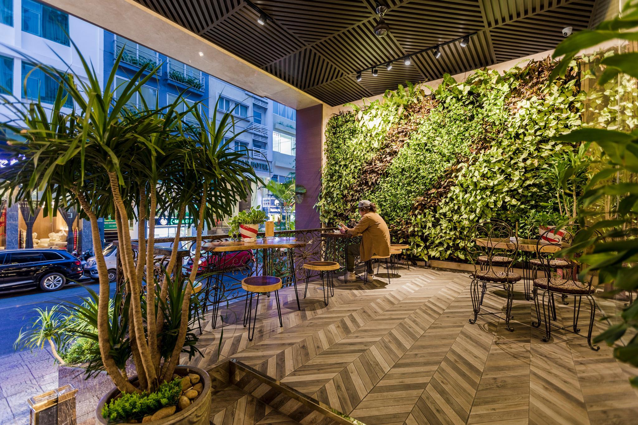 Ngoại cảnh khách sạn