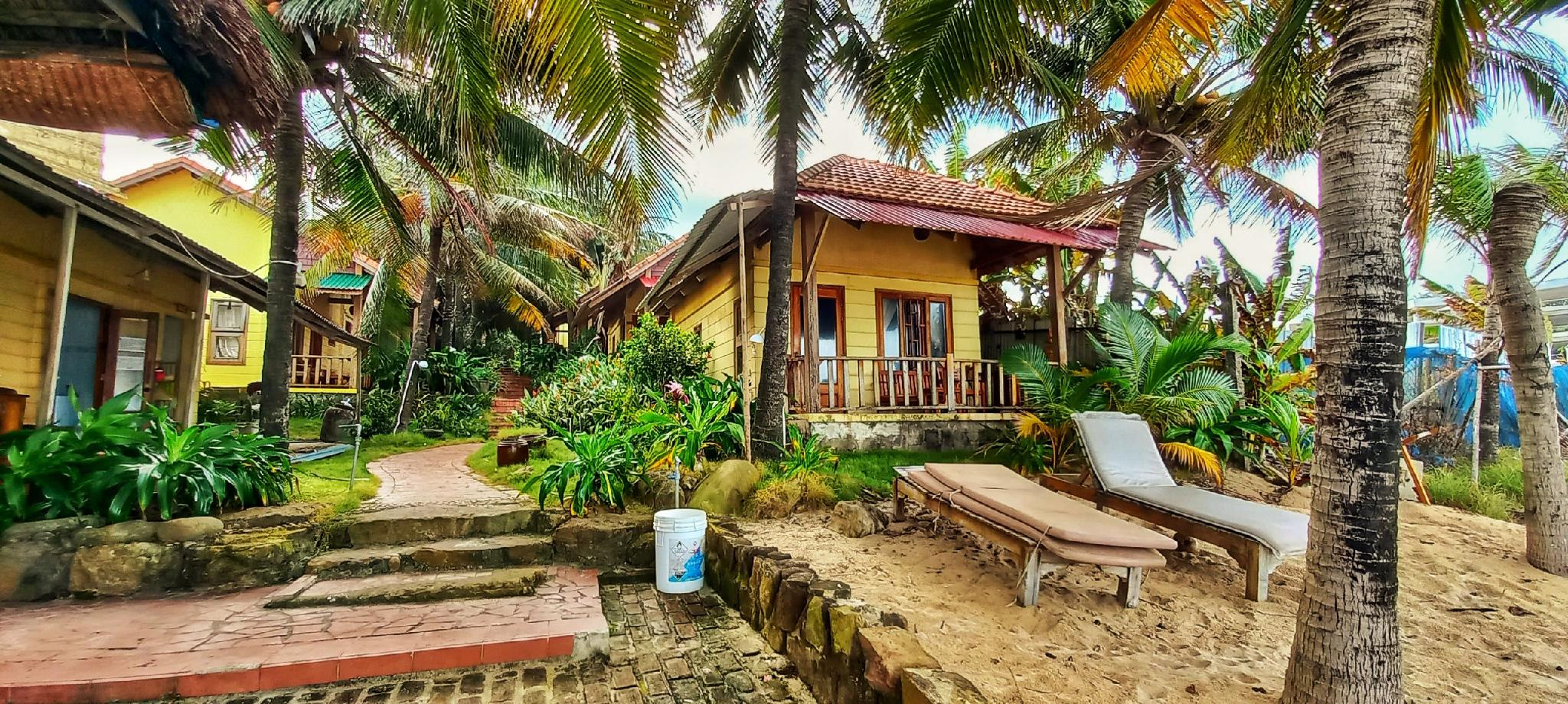 Khu vực xung quanh