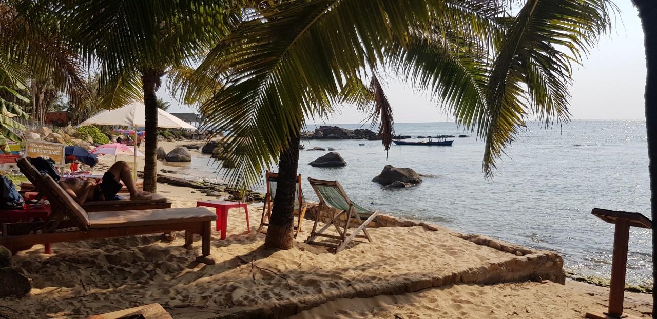 Nơi tham quan gần đây