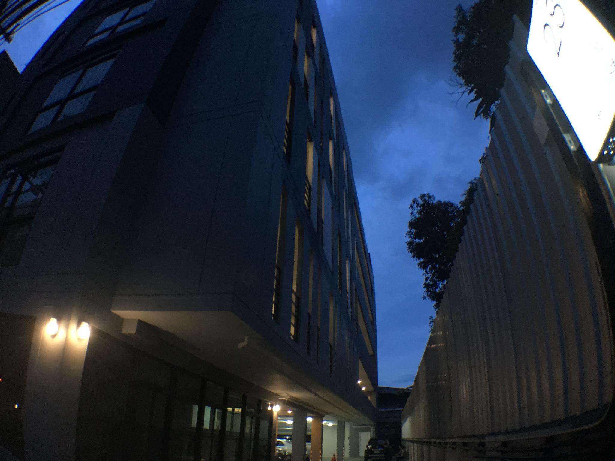 Ngoại cảnh khách sạn