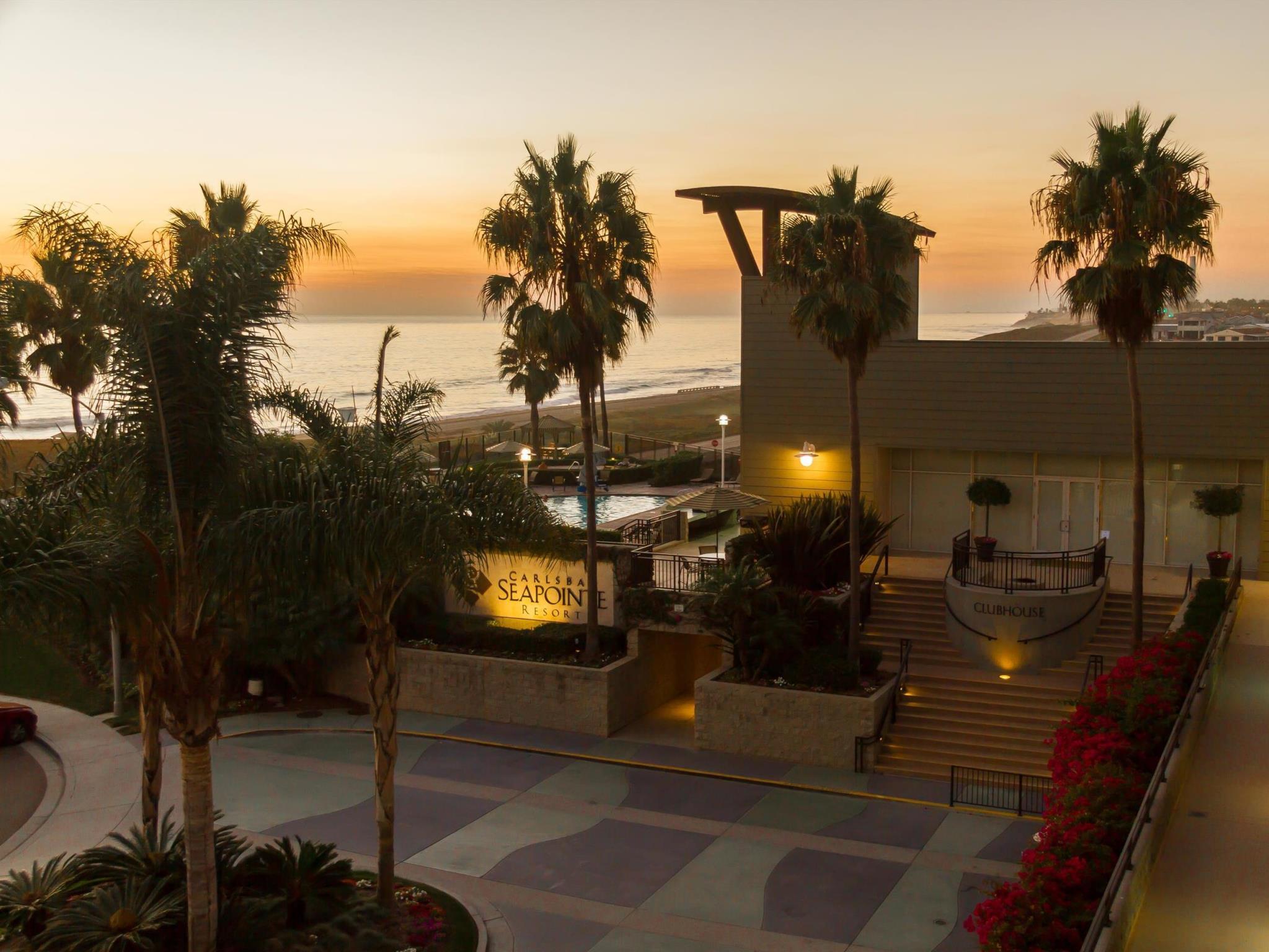 Khu vực xung quanh