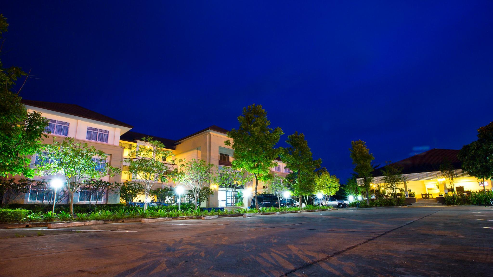 Ngoại cảnh khách sạn