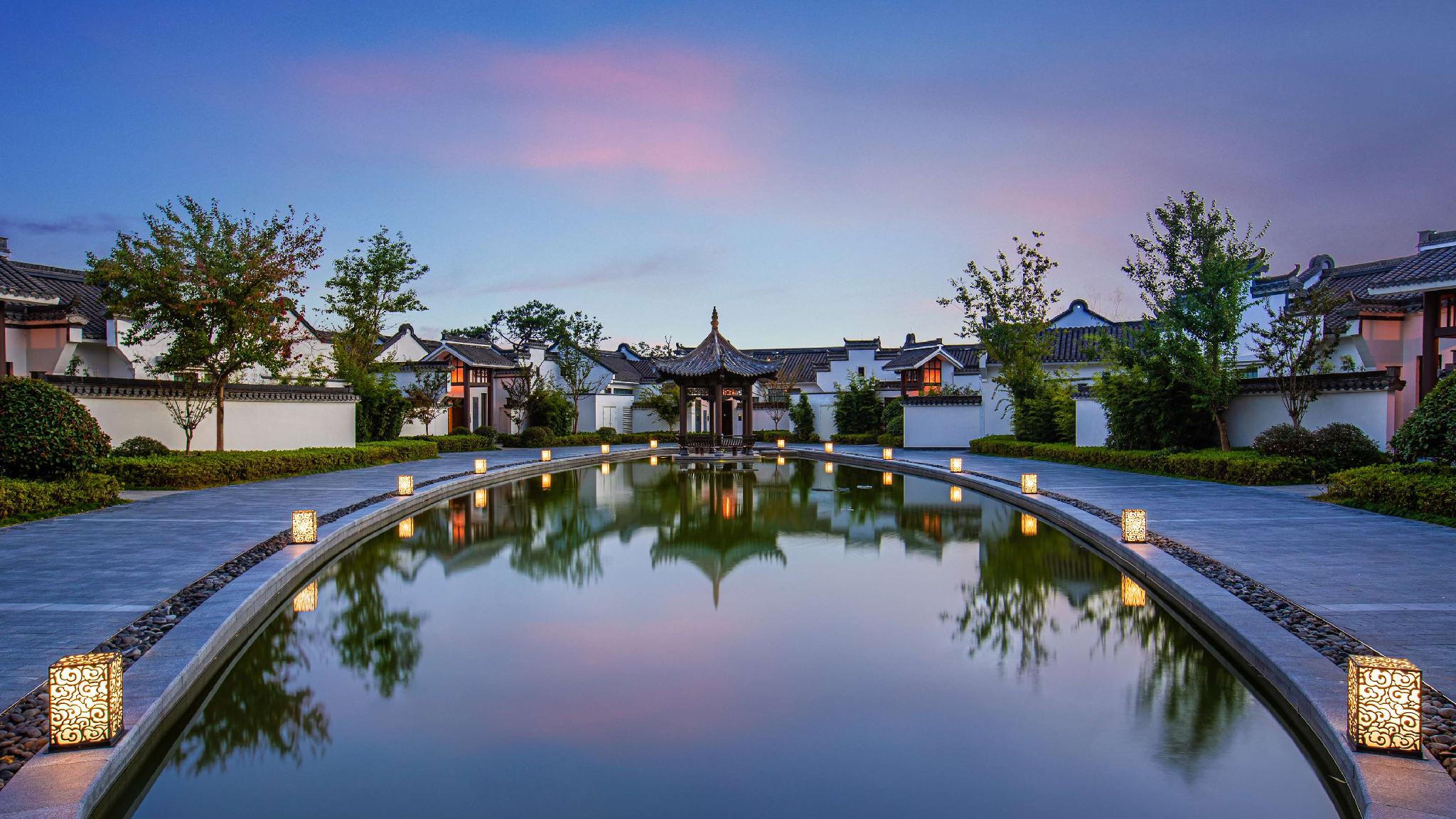 Ngoại cảnh khách sạn