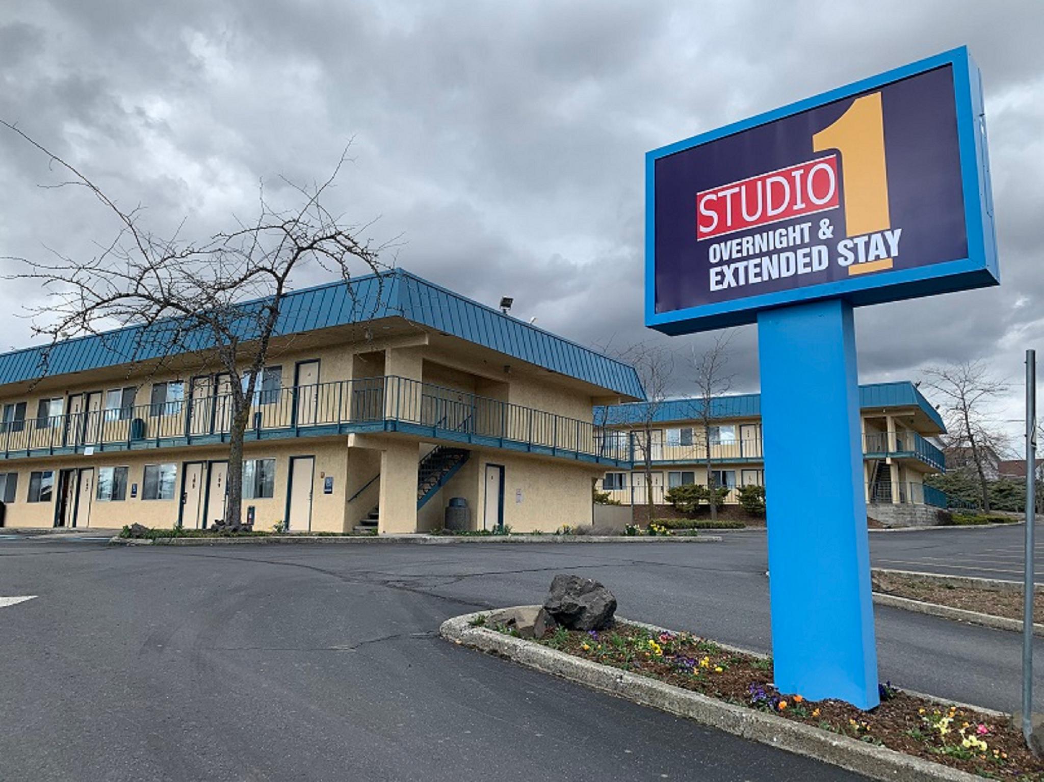 Ngoại cảnh khách sạn