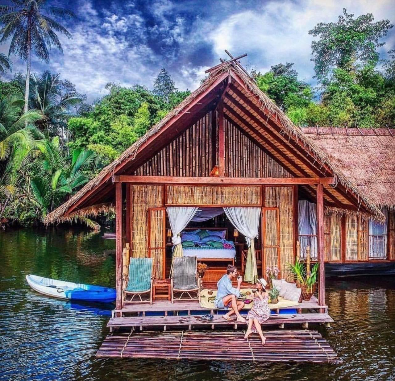 Ngoại cảnh khách sạn