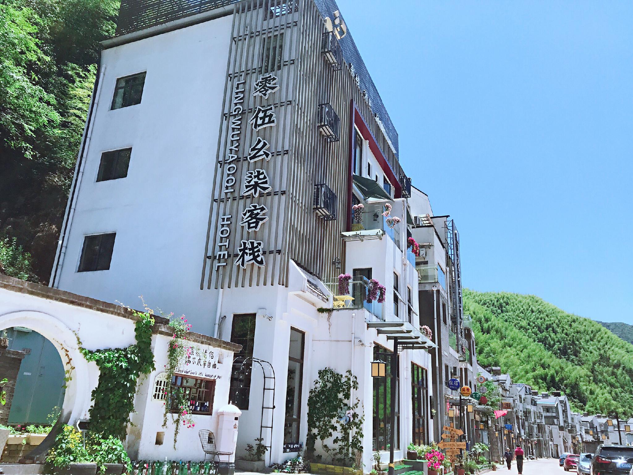 Ngoại cảnh khách sạn