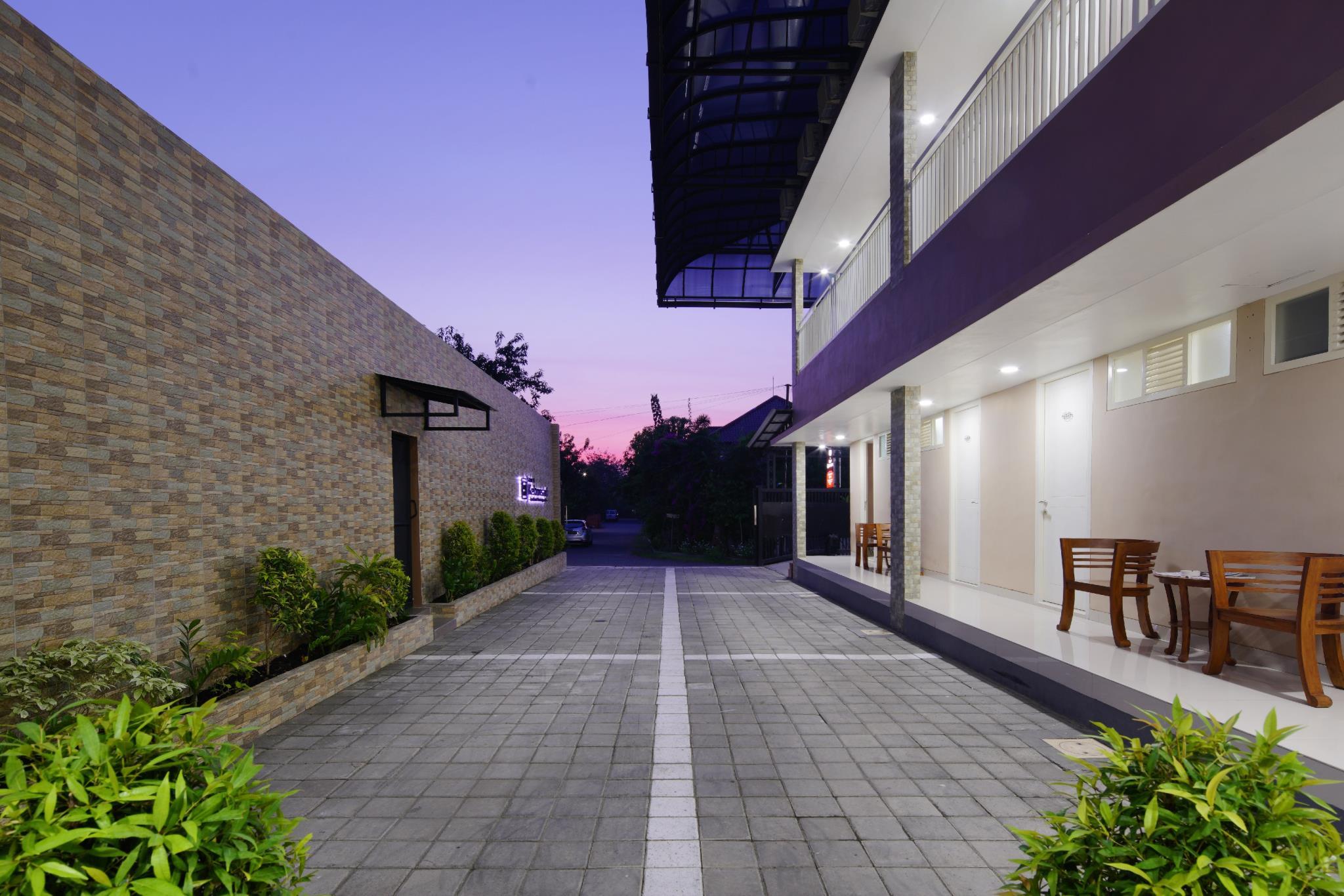 Ngoại cảnh khách sạn