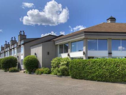 Ngoại cảnh khách sạn