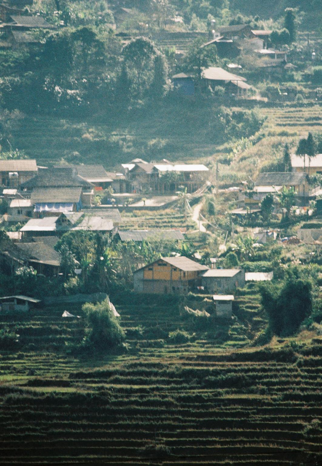 Khu vực xung quanh