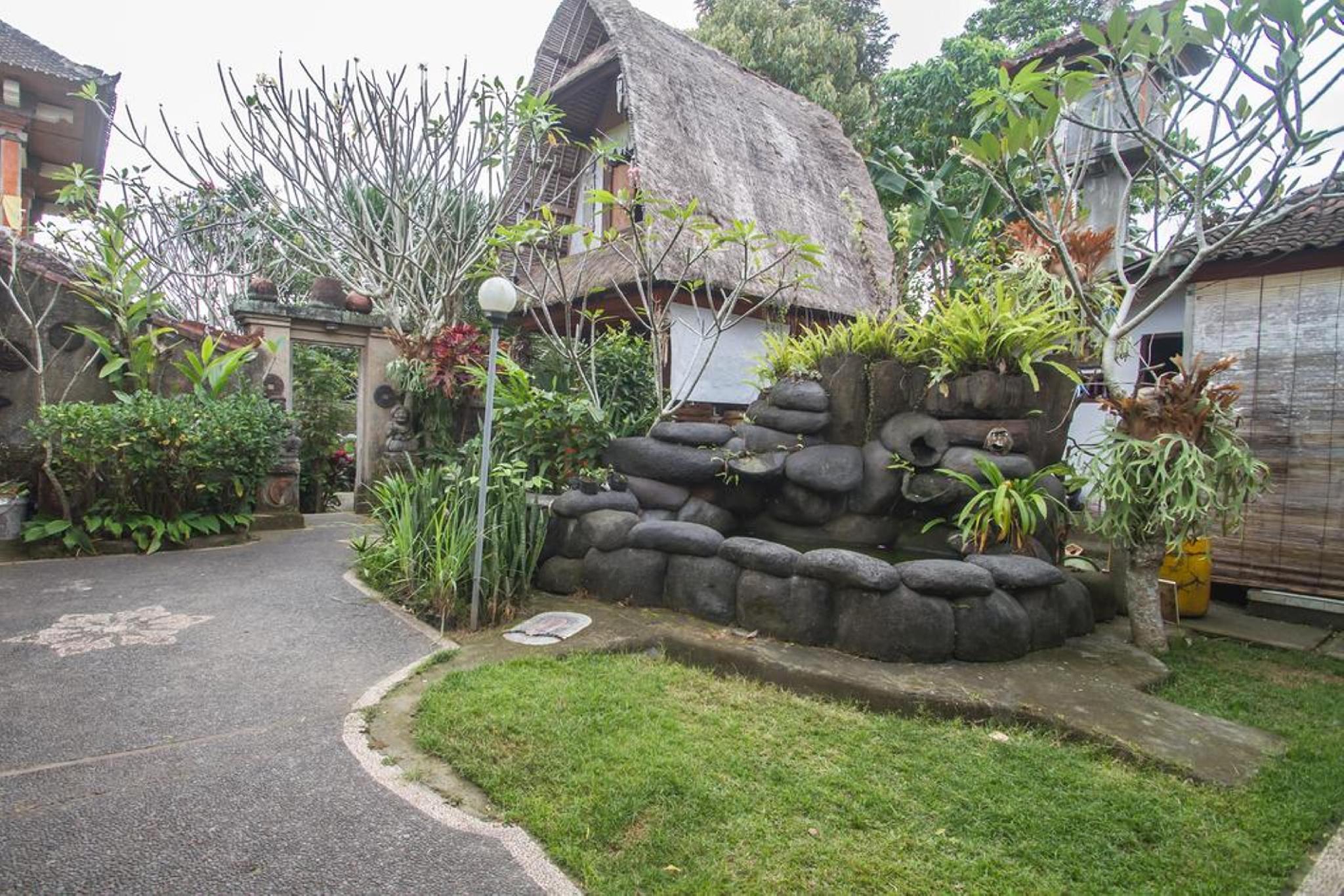 Ngoại cảnh khách sạn