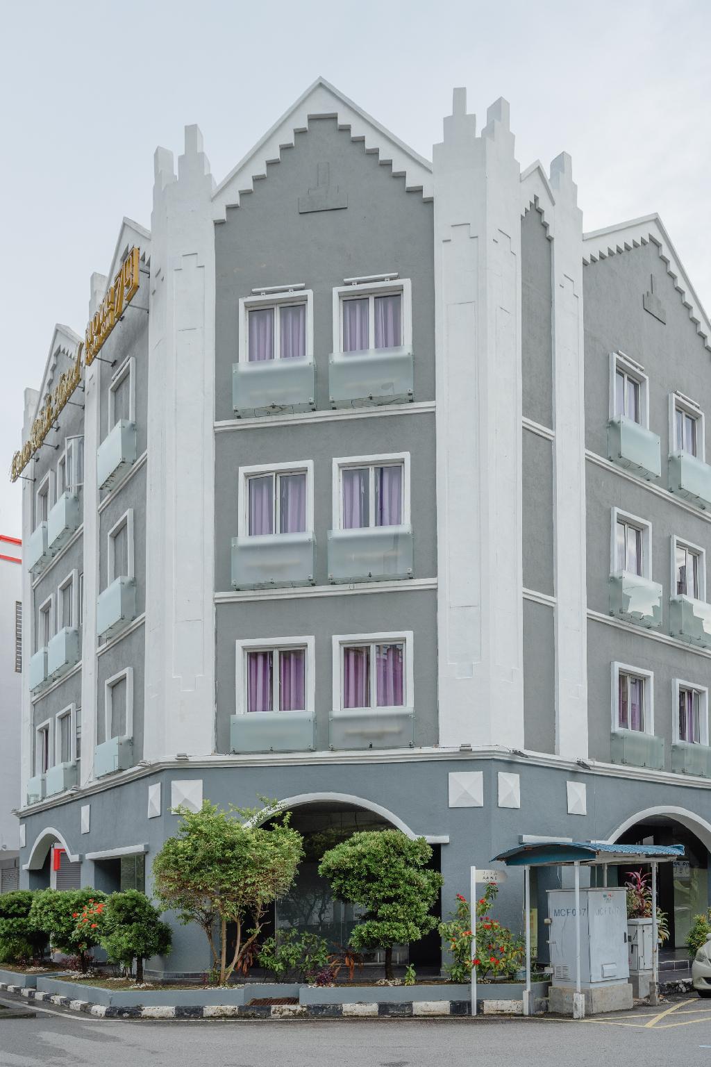 Ngoại cảnh khách sạn