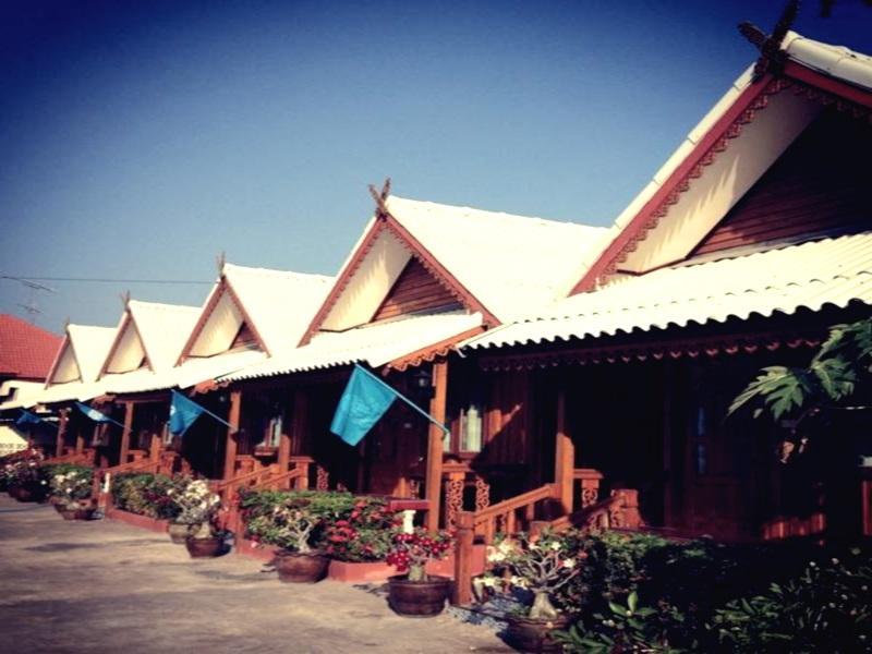 Ngoại cảnh khách sạn