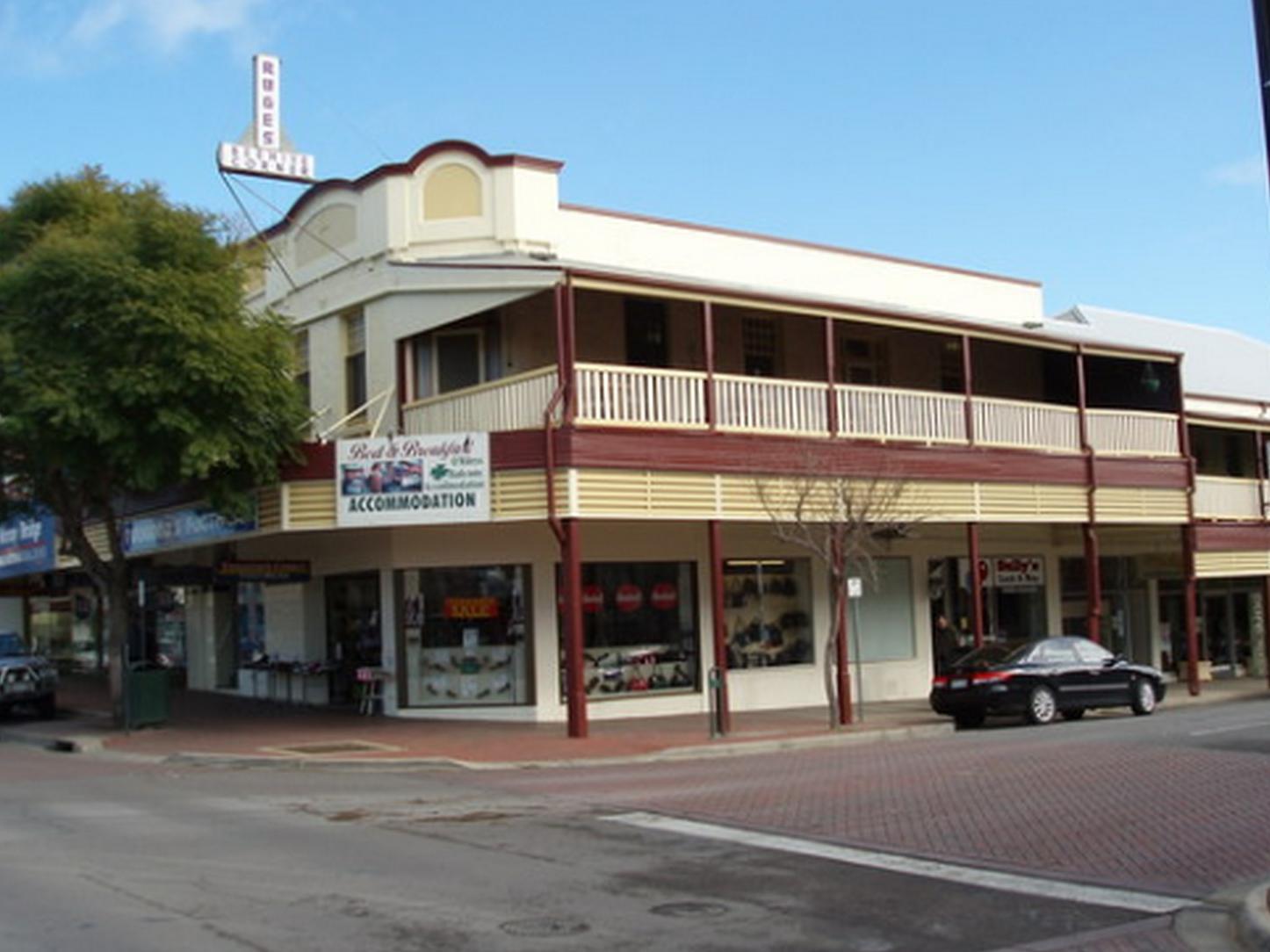 Ngoại cảnh khách sạn