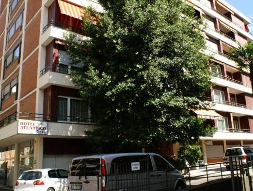 Ngoại cảnh khách sạn