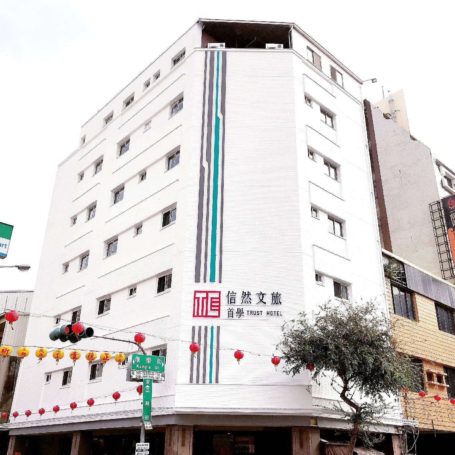 Ngoại cảnh khách sạn