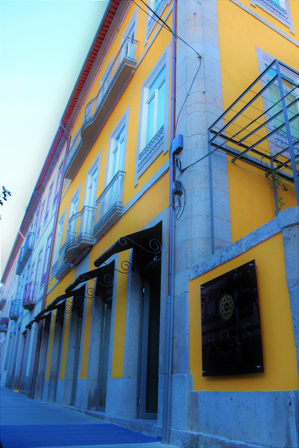 Ngoại cảnh khách sạn