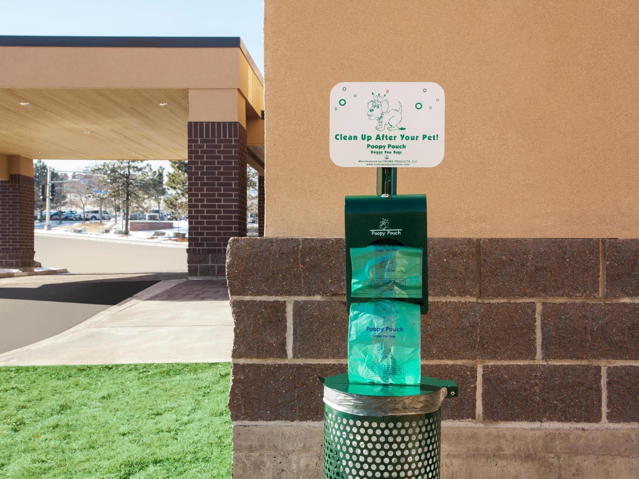 Khu vực xung quanh