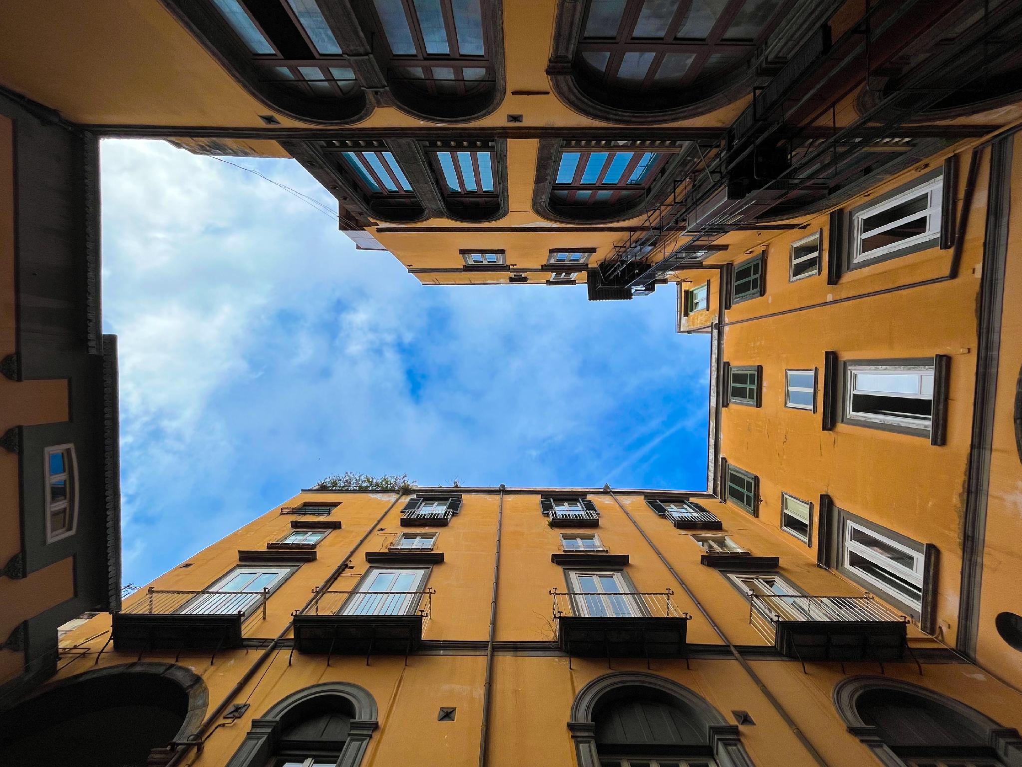 Ngoại cảnh khách sạn