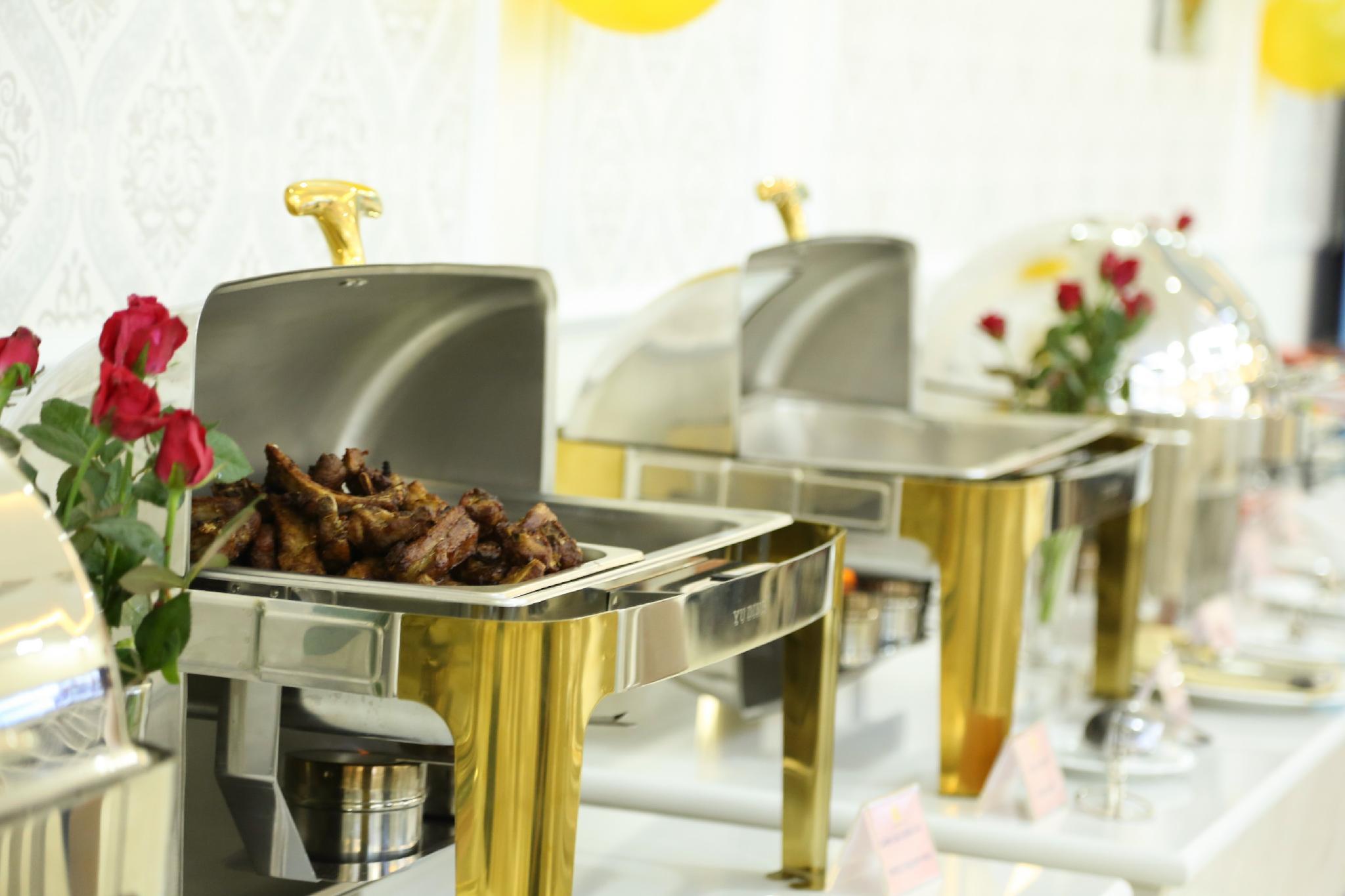 Món ăn tự chọn