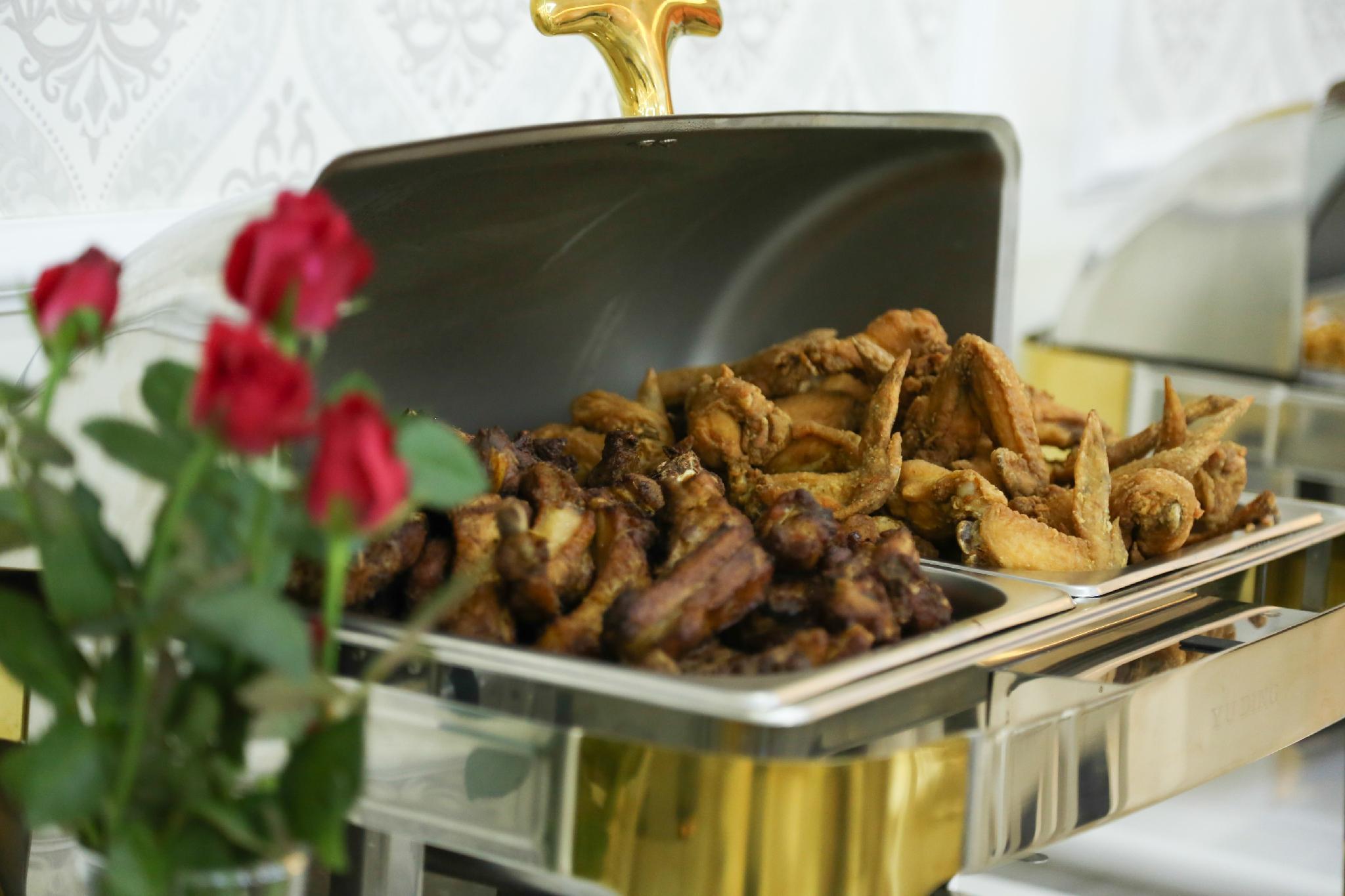 Đồ ăn và thức uống